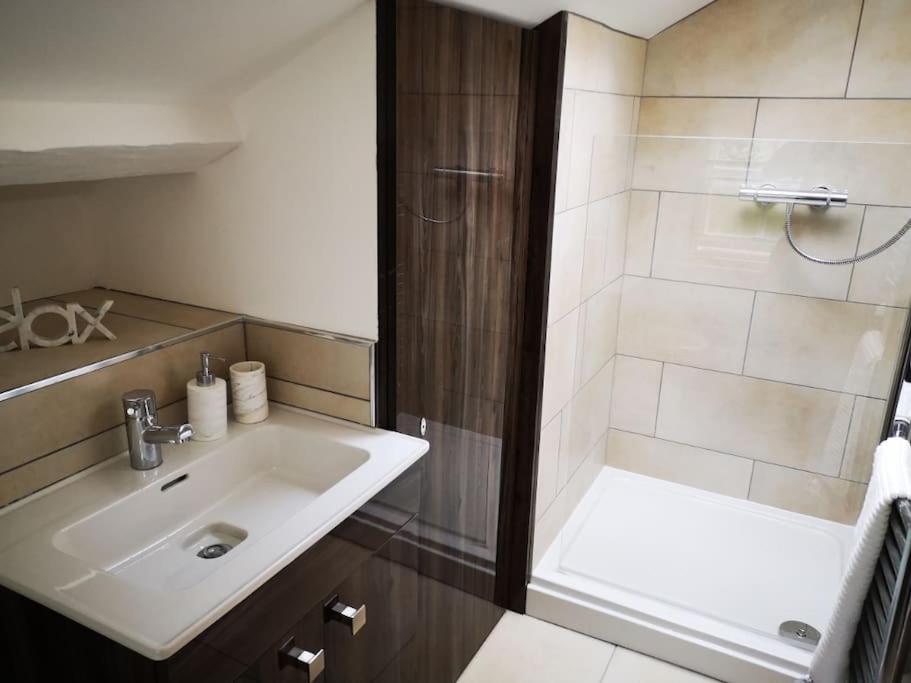 Welcoming Luxury In A Grade Ii Listed Building * Chester