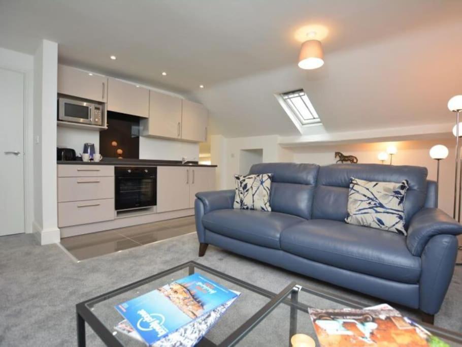Welcoming Luxury In A Grade Ii Listed Building Apartment